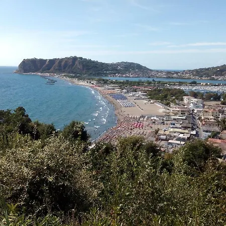 Mirabilis Domus Bacoli